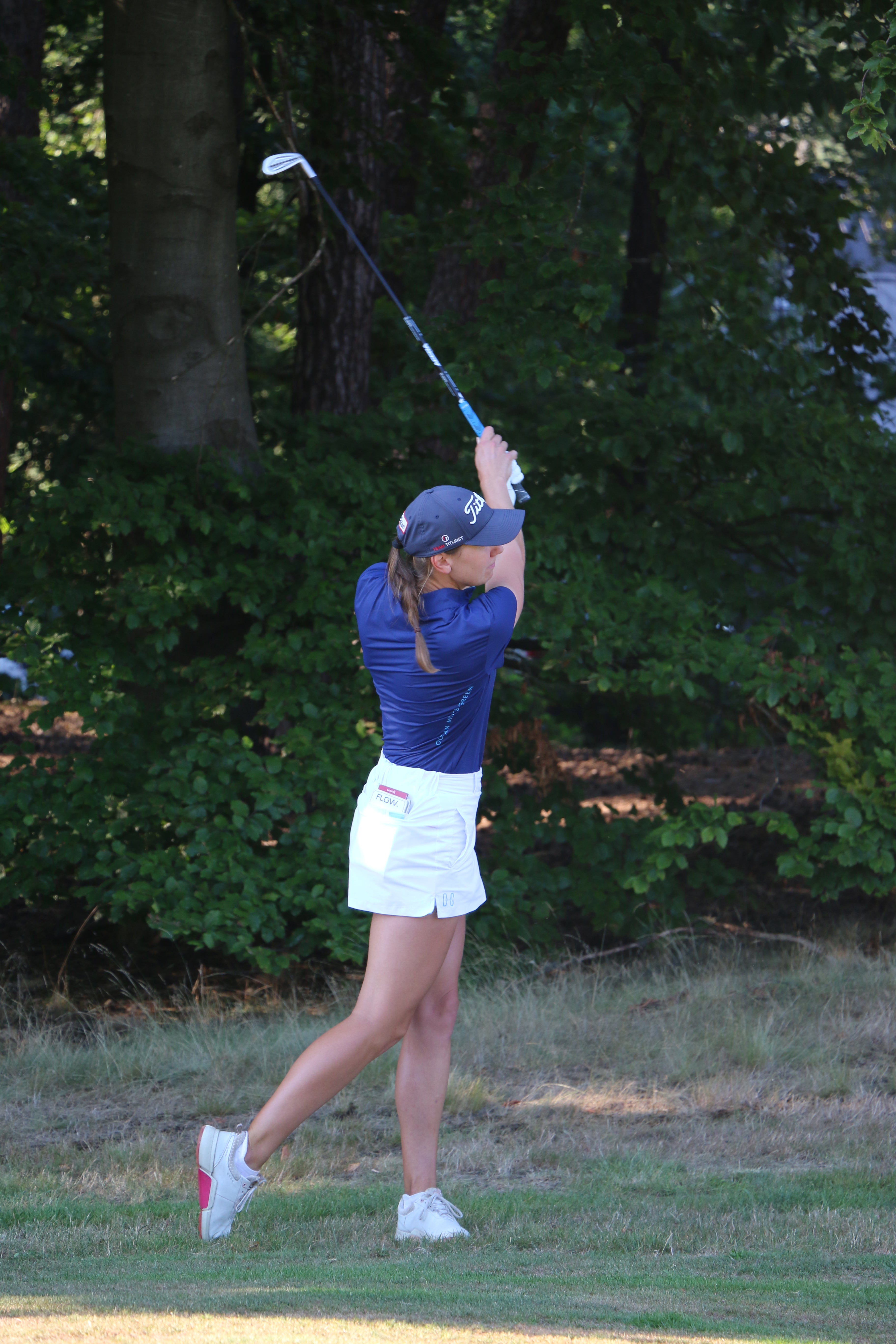 White shop skirt golf